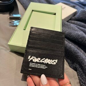 Black off white card holder “for cards”